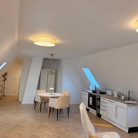Grosszuegiges Landhaus-apartment